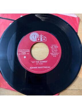 Joanne Martineau - Jeux D'Ete/At the Games 45rpm VG+ R17